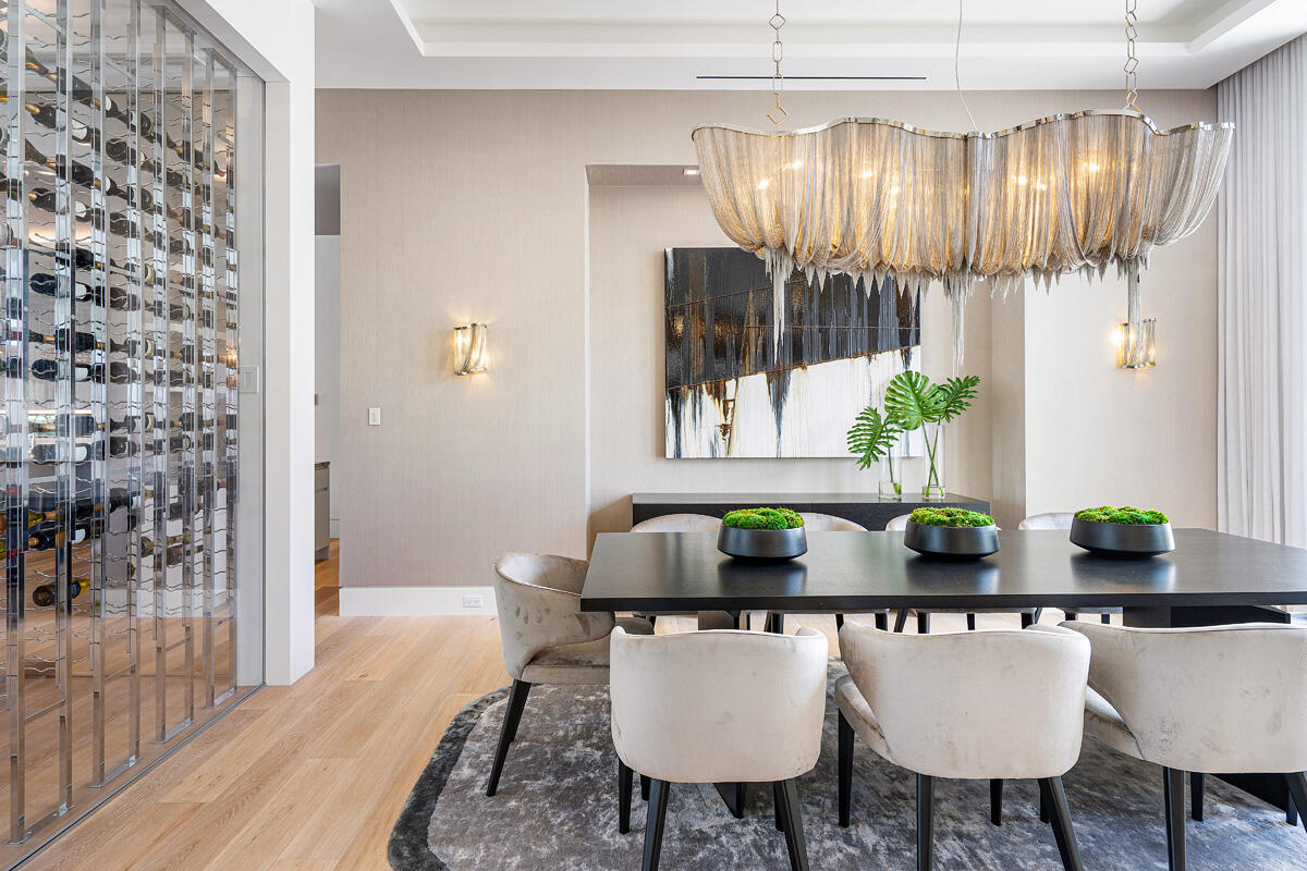 ROYAL PALM YACHT & COUNTRY CLUB - Residential