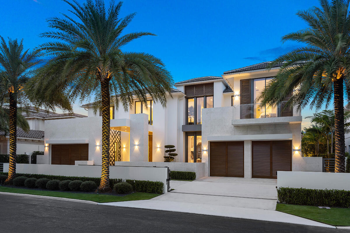 ROYAL PALM YACHT & COUNTRY CLUB - Residential