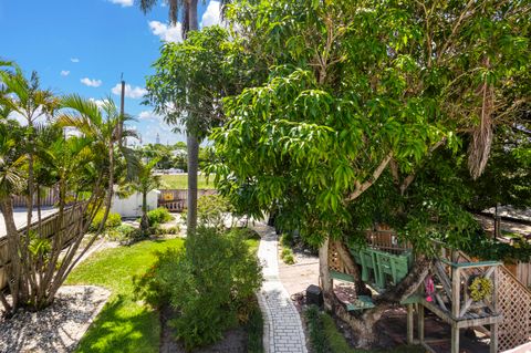 A home in Lake Worth Beach