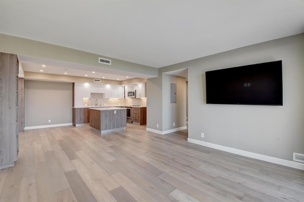 BOCA TOWERS CONDO PORTION - Residential