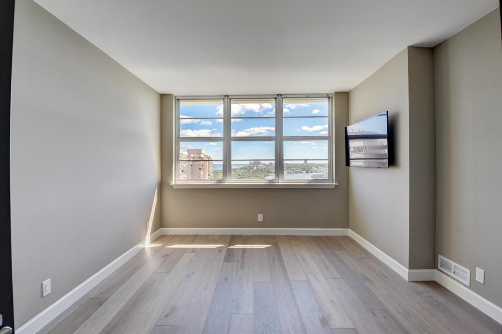 BOCA TOWERS CONDO PORTION - Residential