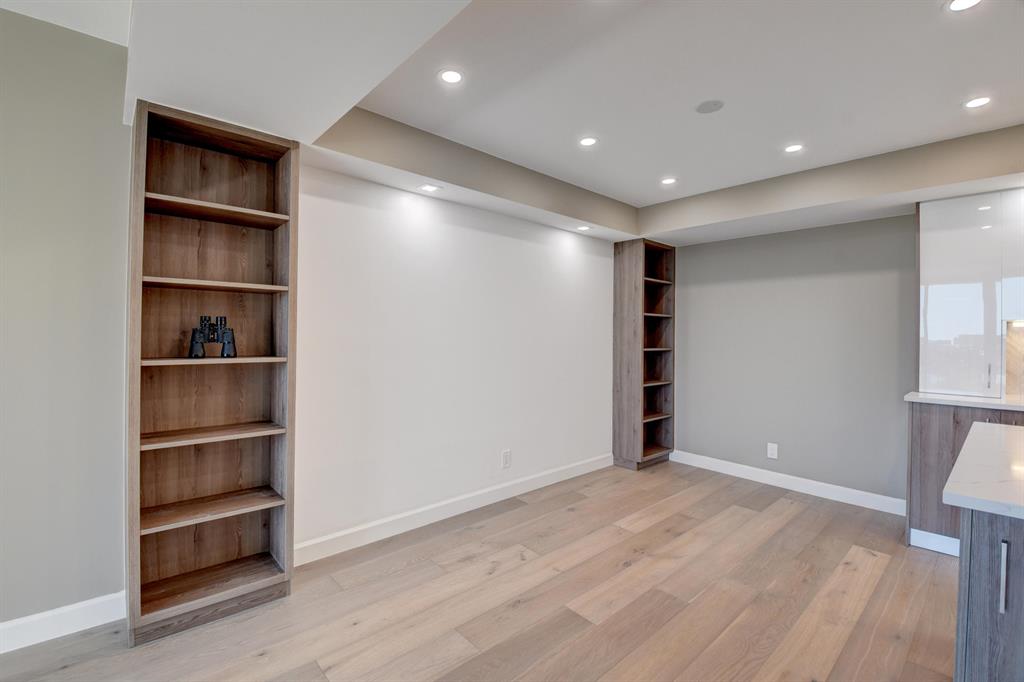 BOCA TOWERS CONDO PORTION - Residential