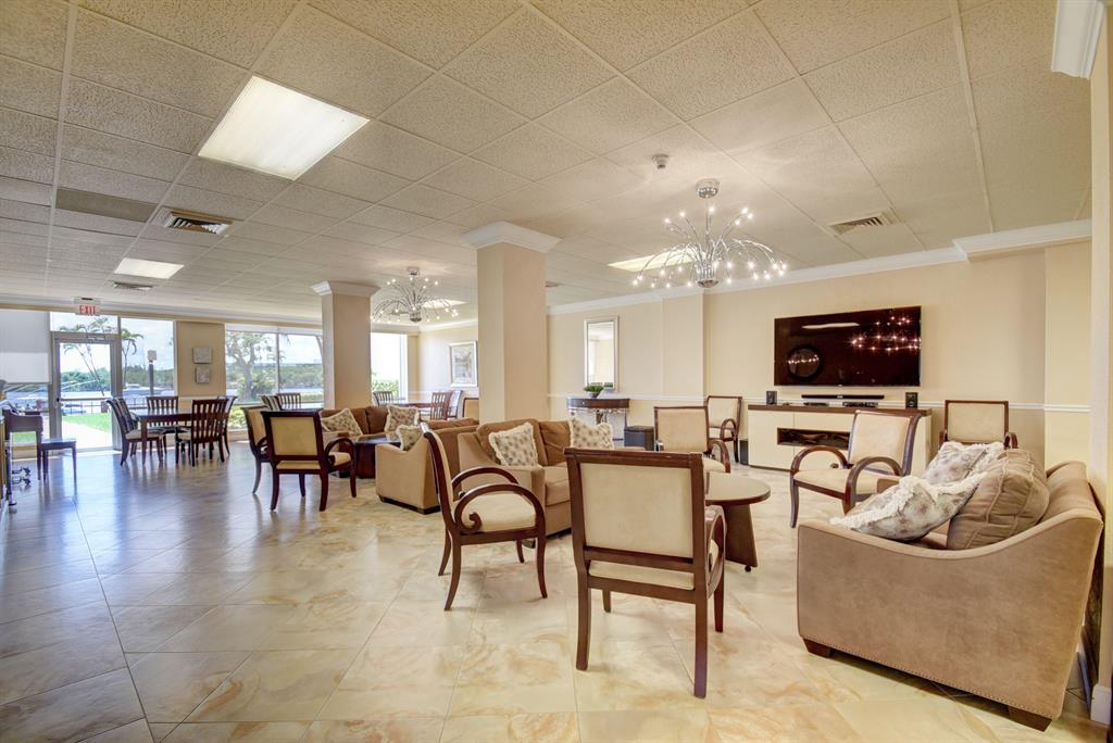 BOCA TOWERS CONDO PORTION - Residential