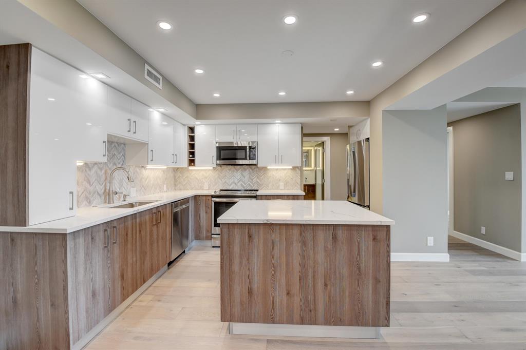 BOCA TOWERS CONDO PORTION - Residential