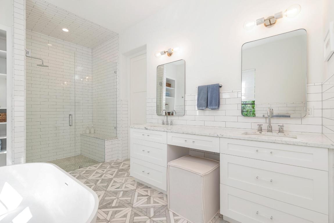 SANTA LUCIA IN - Residential