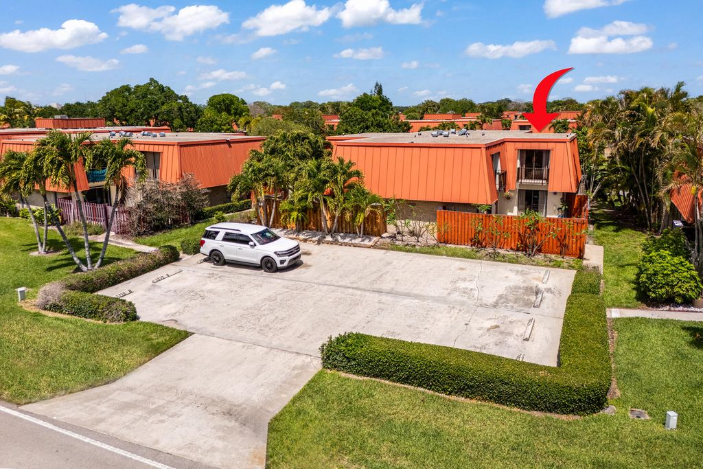 Photo of 3229 Gardens East Drive #B, Palm Beach Gardens, FL 33410 (MLS # B26011839)