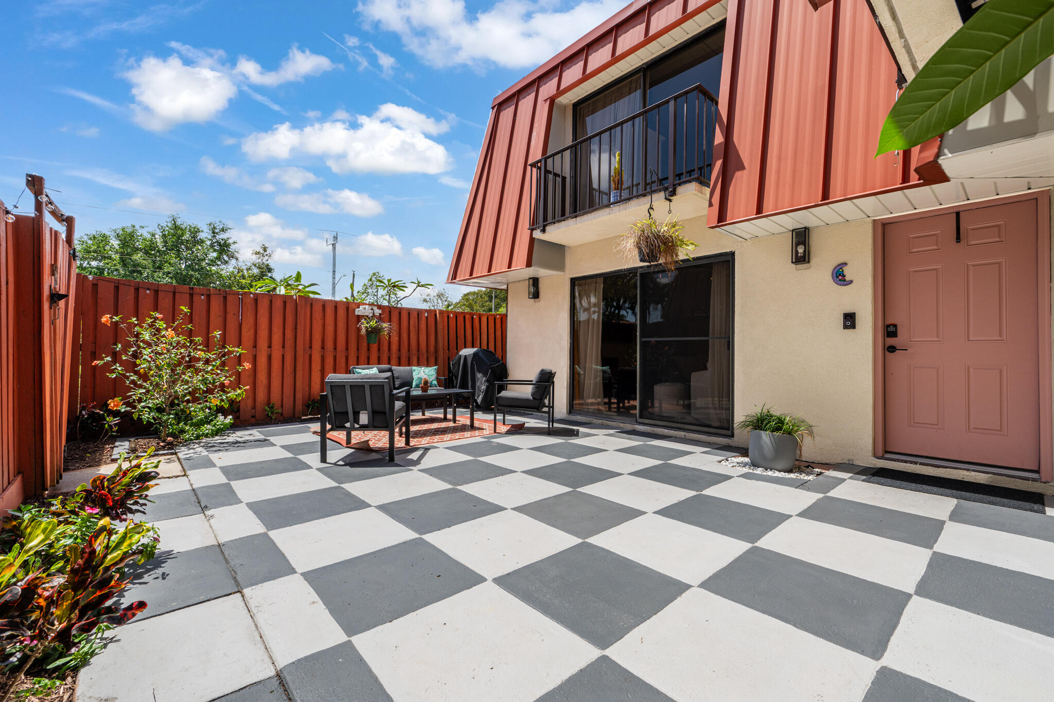 MERIDIAN PARK - Residential