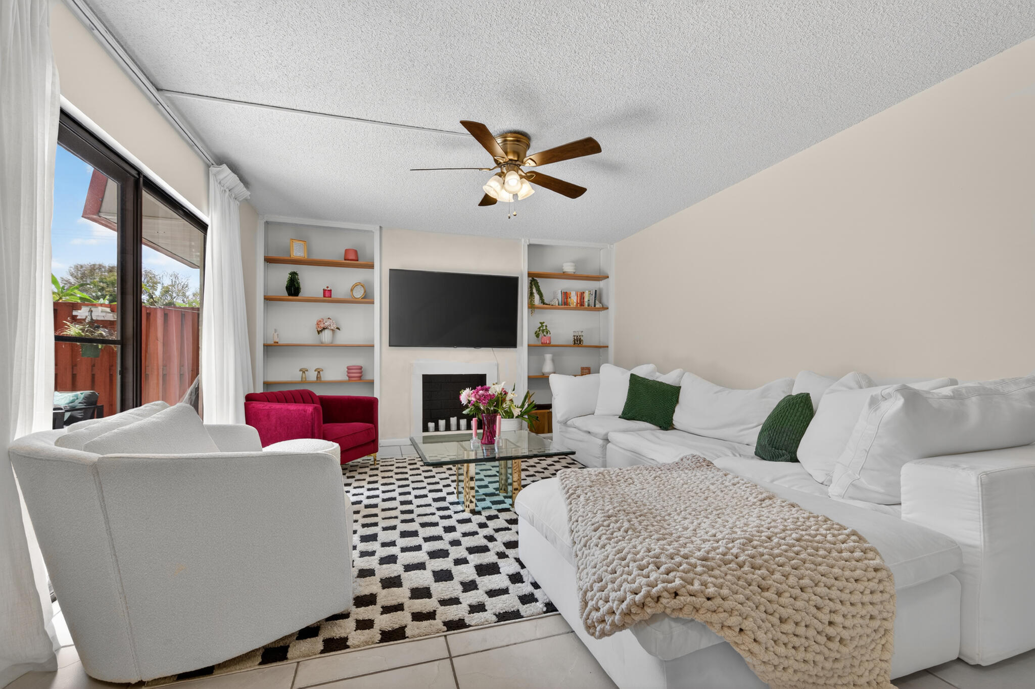 MERIDIAN PARK - Residential