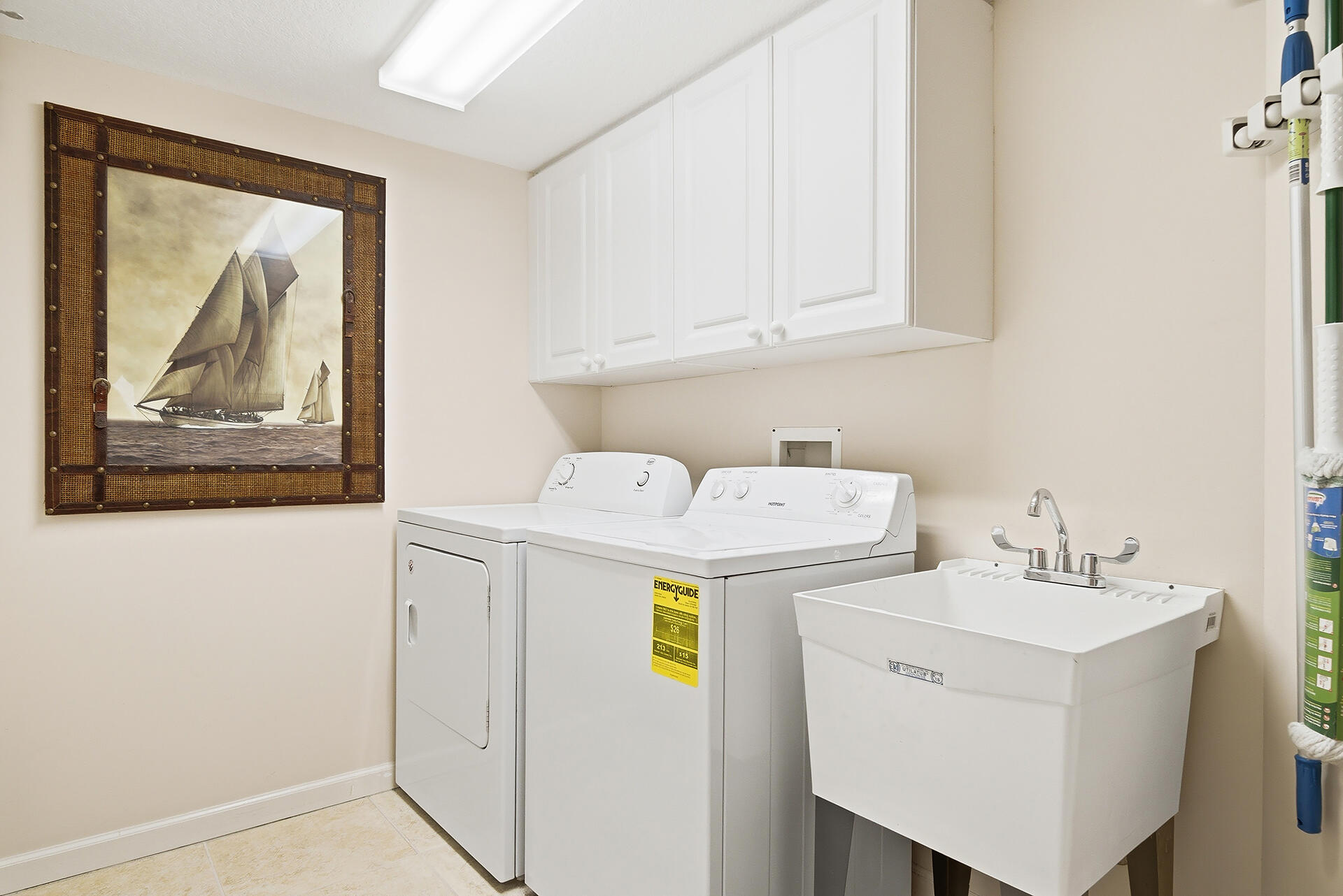 JUPITER OCEAN GRANDE 1 CONDO - Residential