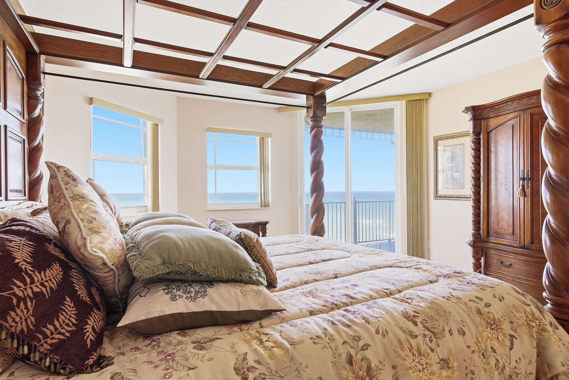 JUPITER OCEAN GRANDE 1 CONDO - Residential