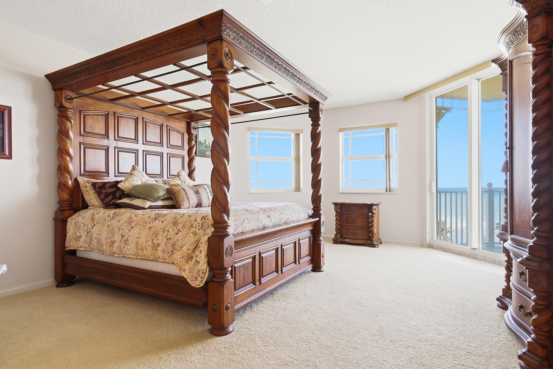JUPITER OCEAN GRANDE 1 CONDO - Residential