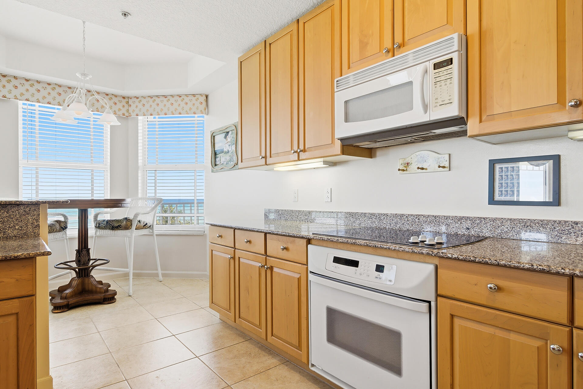JUPITER OCEAN GRANDE 1 CONDO - Residential