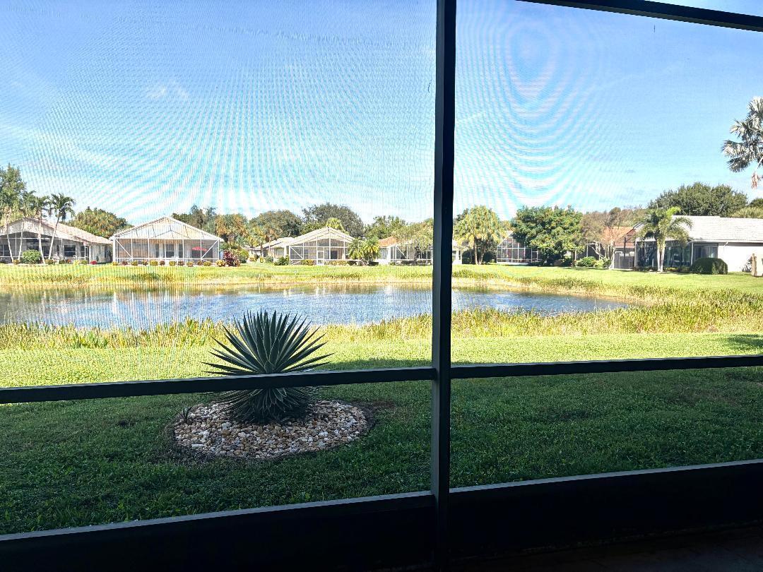 VALENCIA LAKES 3 - Residential