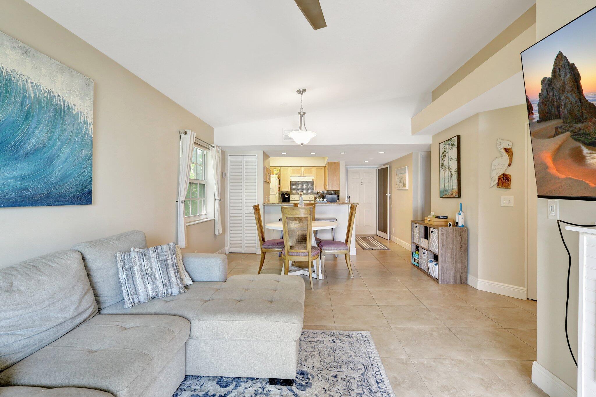BAY REACH CONDO - Residential