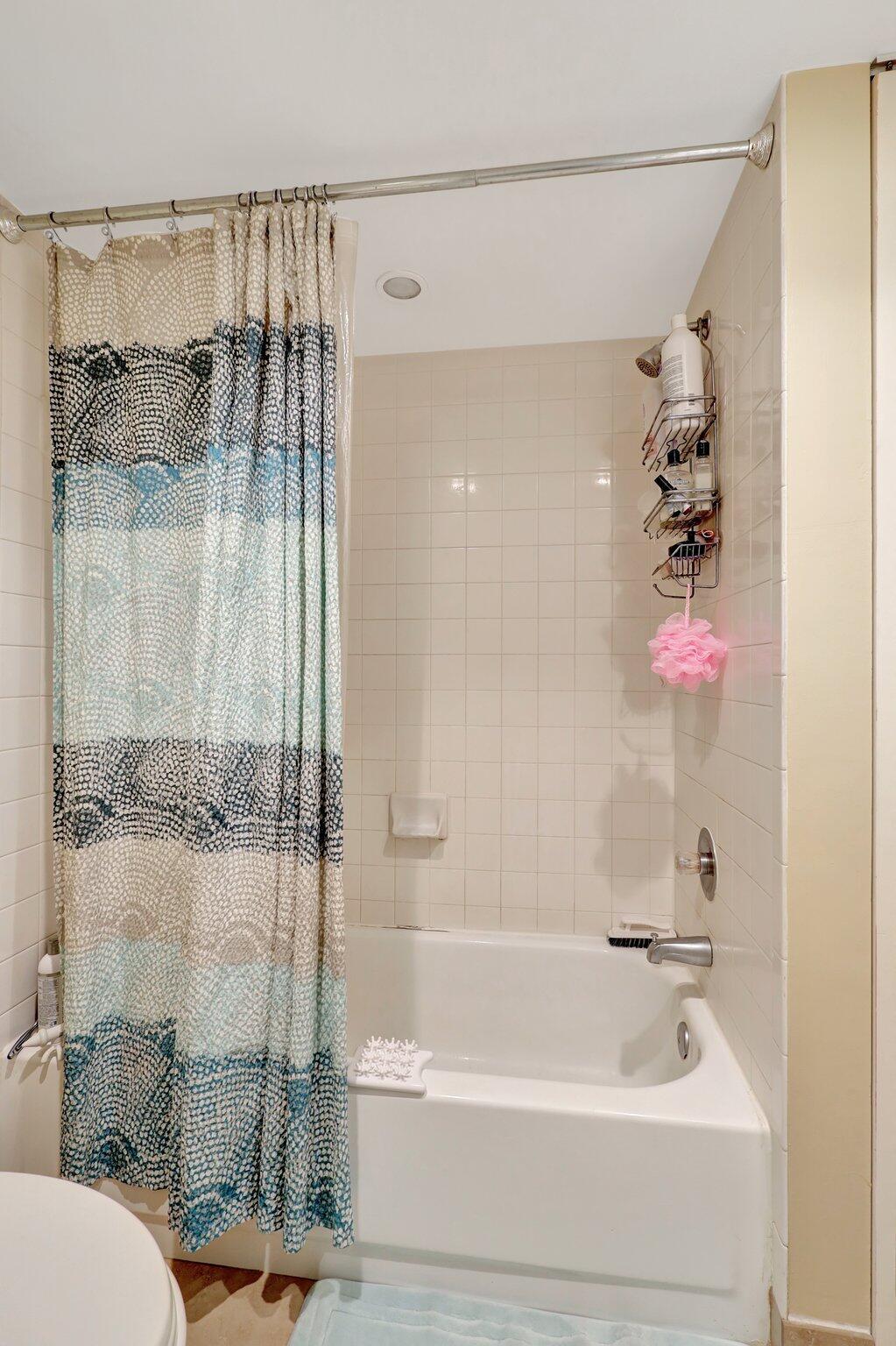 BAY REACH CONDO - Residential