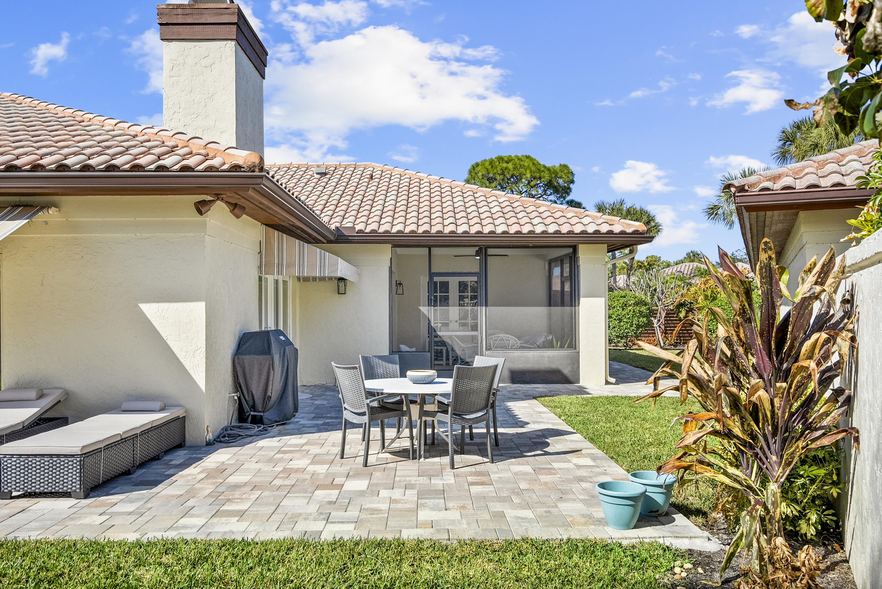 IRONWOOD IN MARINER SANDS - Residential