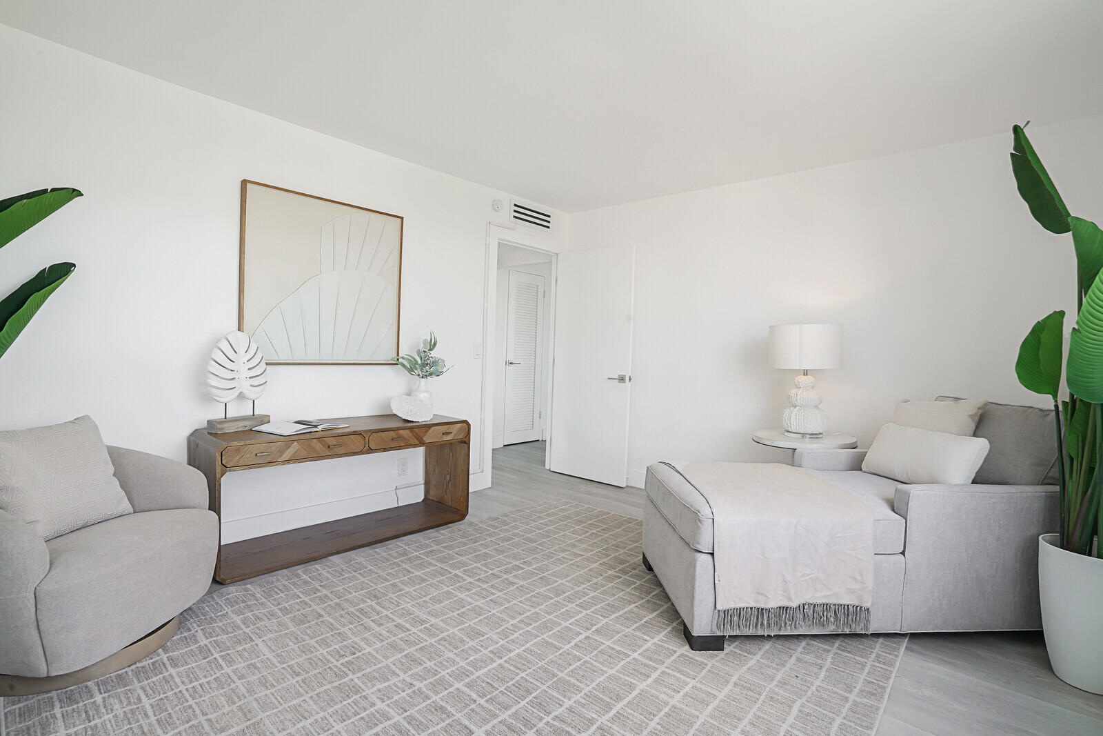ISLAND HOUSE CONDO - Residential Lease