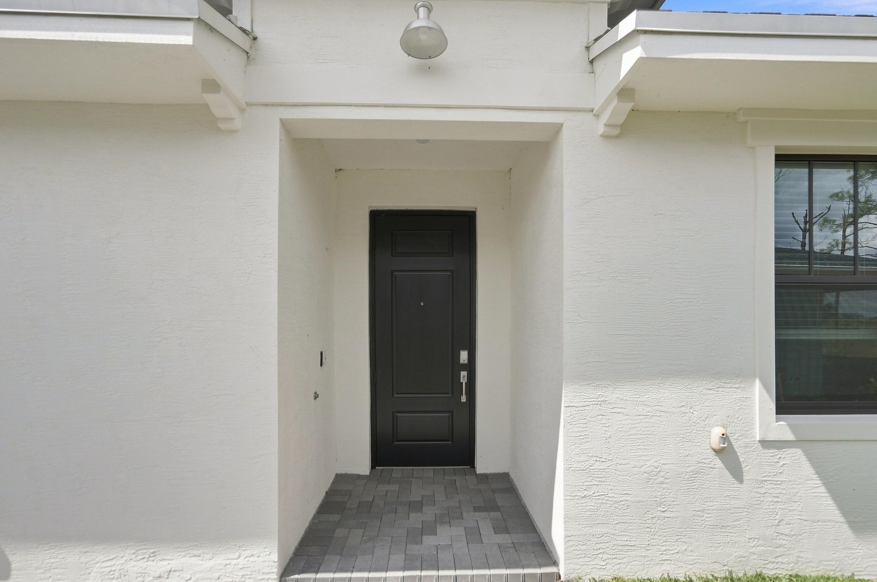 10611 NW WILGROVE Lane, Port St Lucie, FL, 34987/$360,326 2 10611 NW WILGROVE Lane