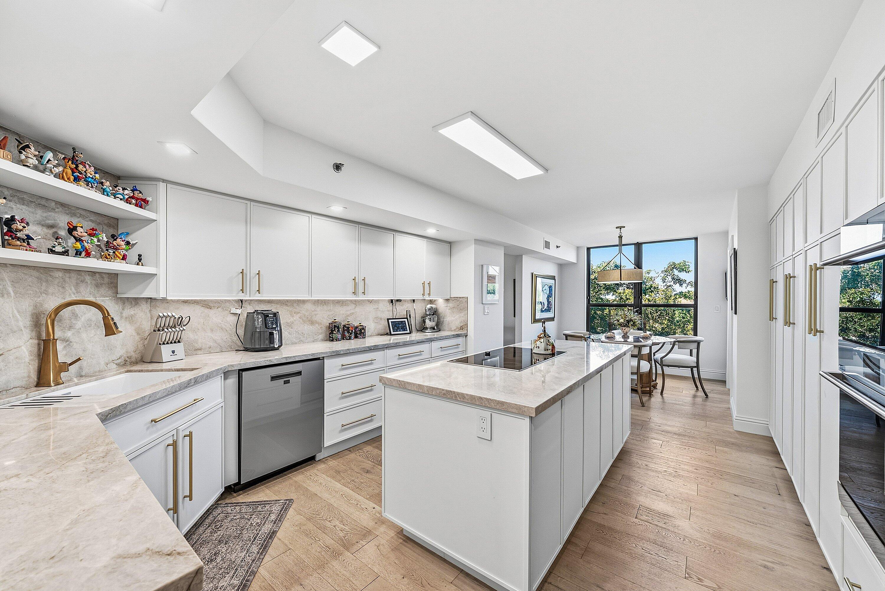 7575 Imperial Drive 501