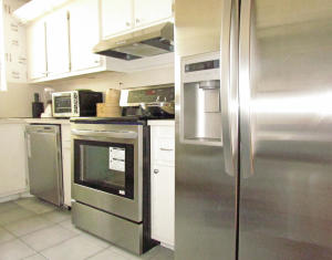 FOUNTAINS OF PALM BEACH CONDO 3 - Residential