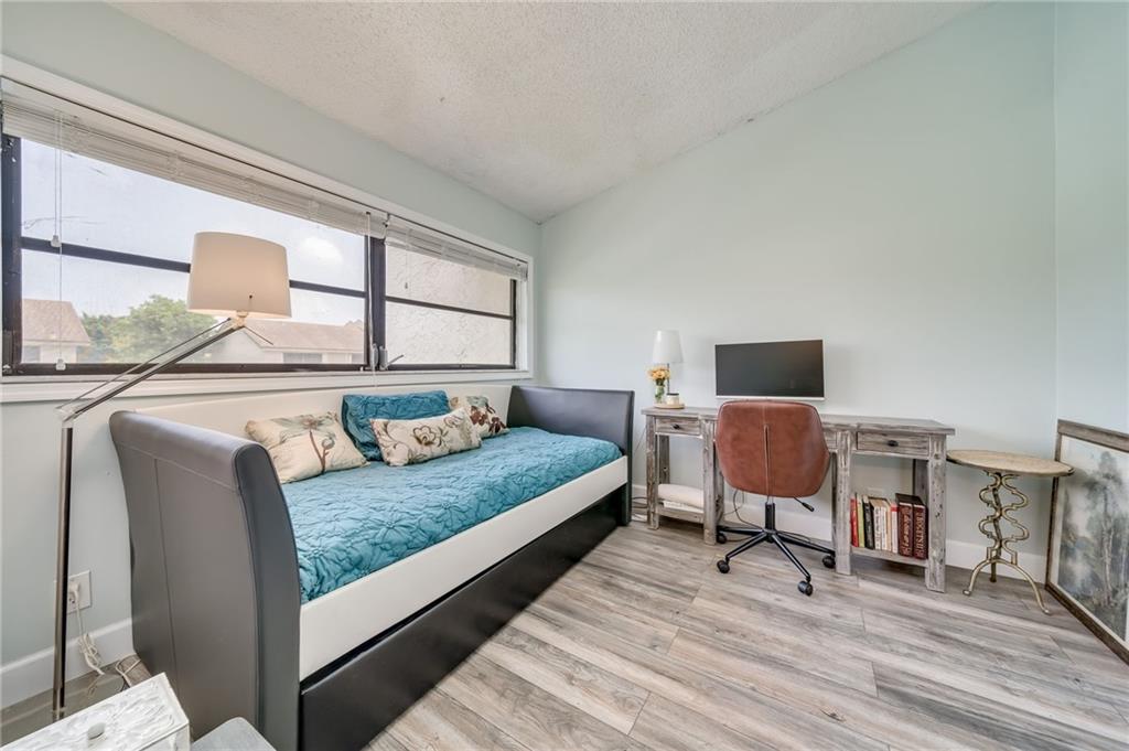 PINES OF OAKLAND FOREST - Residential