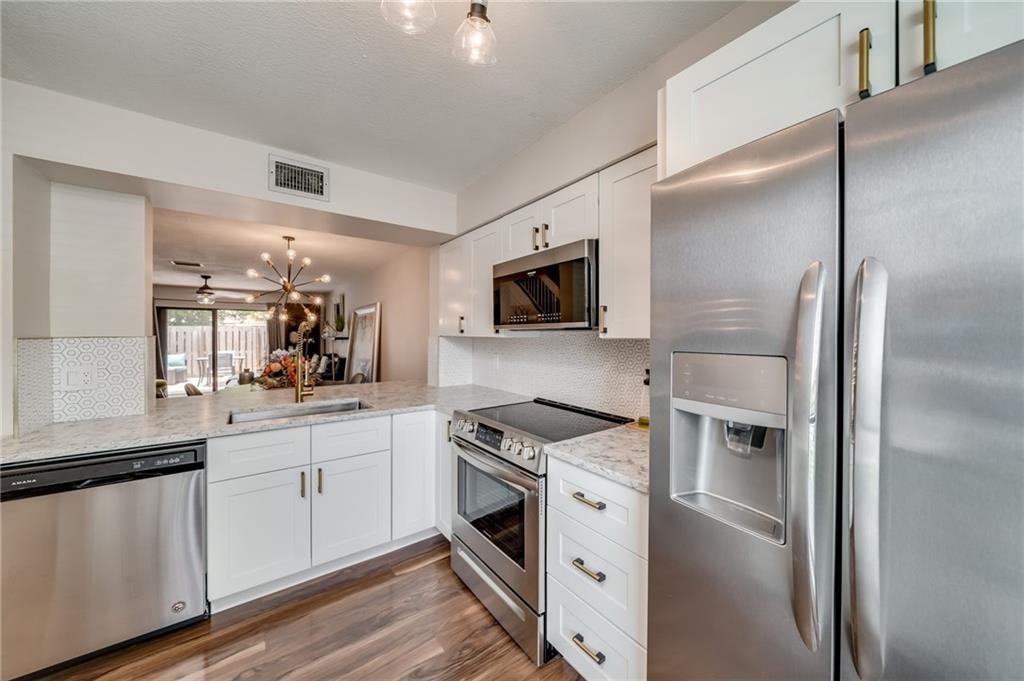 PINES OF OAKLAND FOREST - Residential
