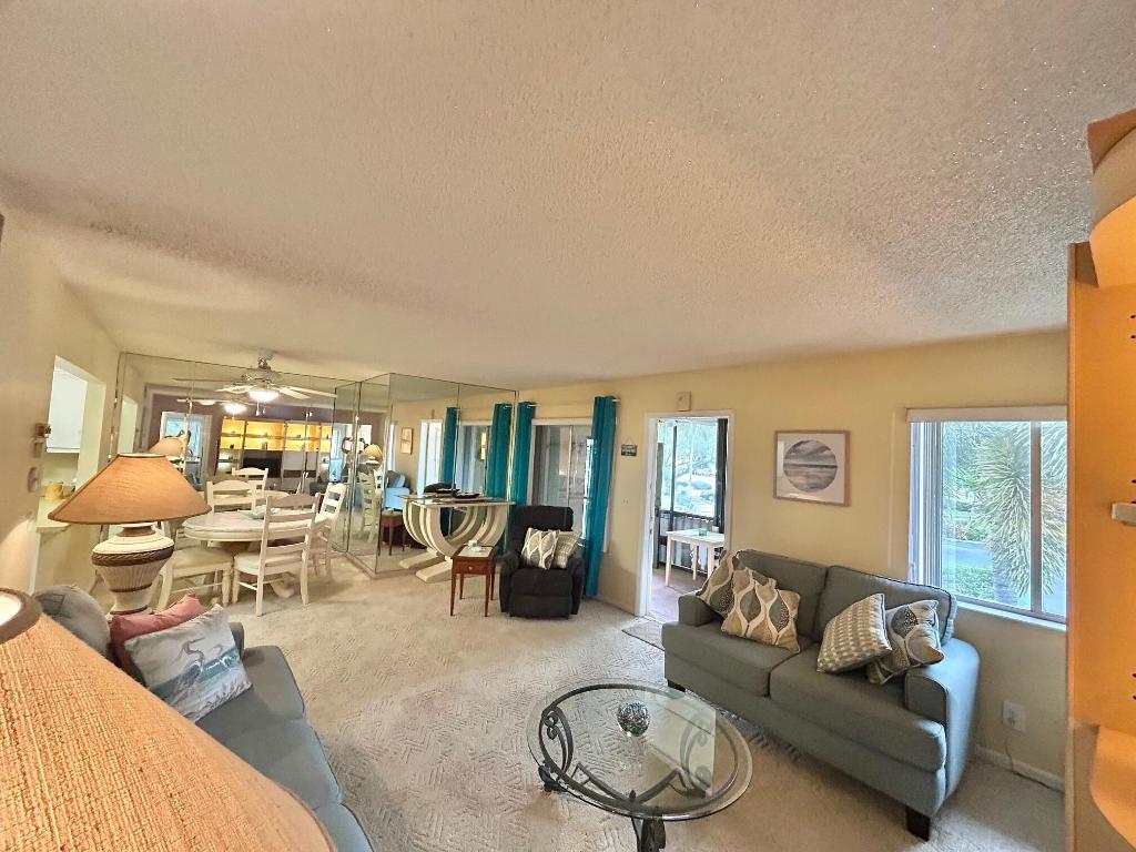 PINE RIDGE SOUTH I CONDO - Residential