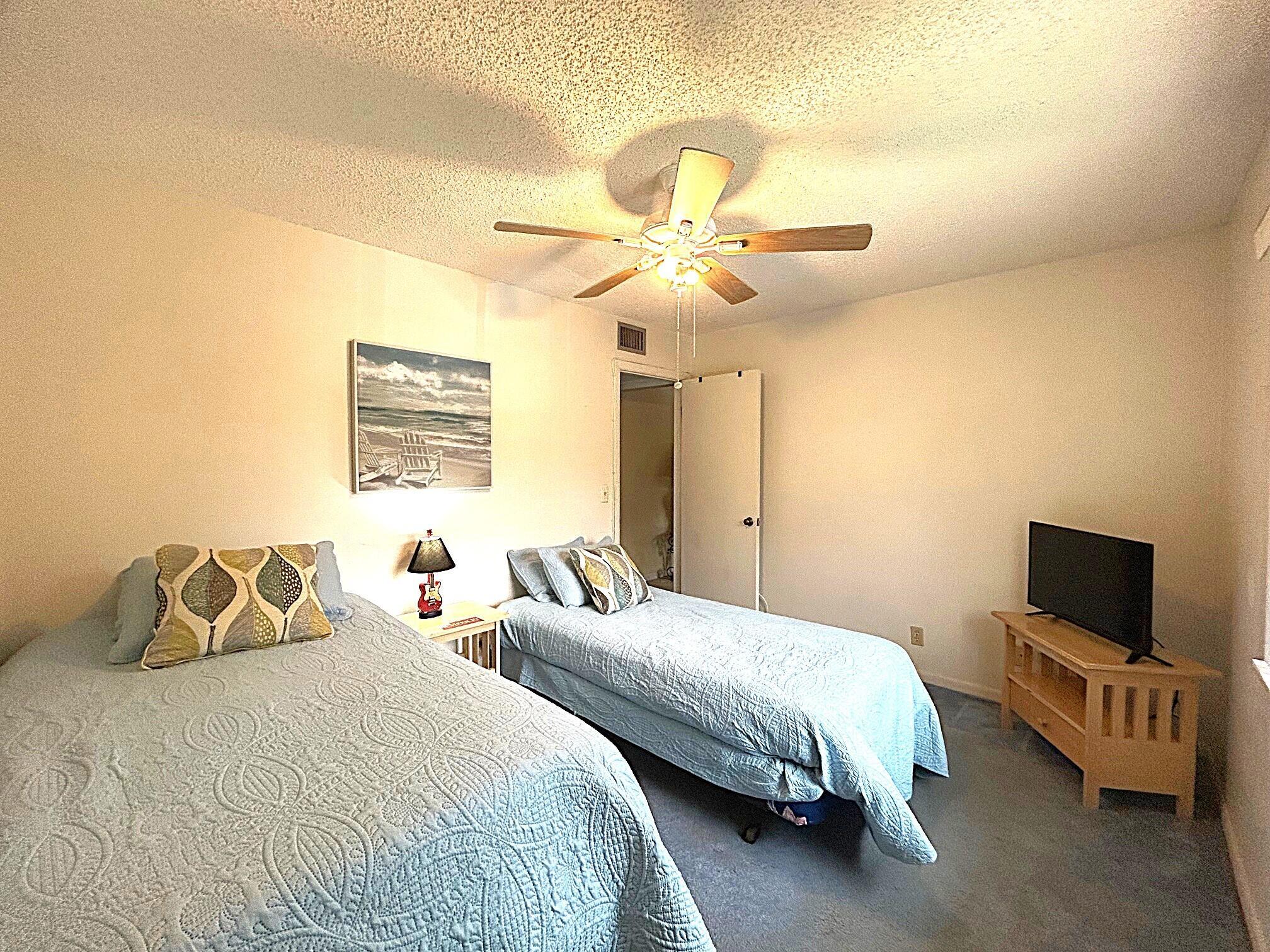 PINE RIDGE SOUTH I CONDO - Residential