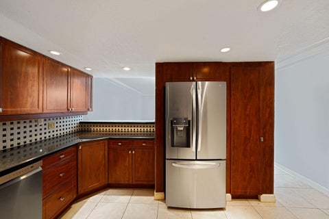 Tiny photo for 557 NW 97TH Avenue, Plantation, FL 33324 (MLS # B26076150)