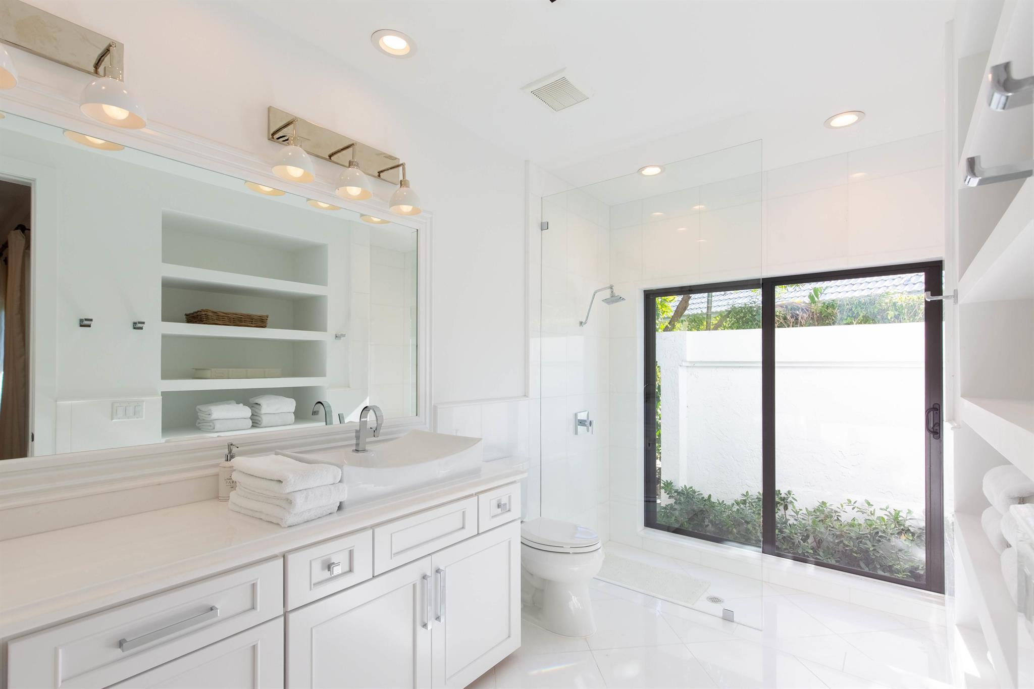 OAK TREE EST - Residential