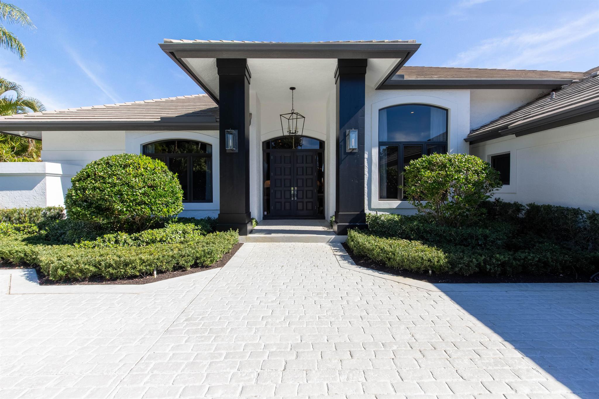 OAK TREE EST - Residential