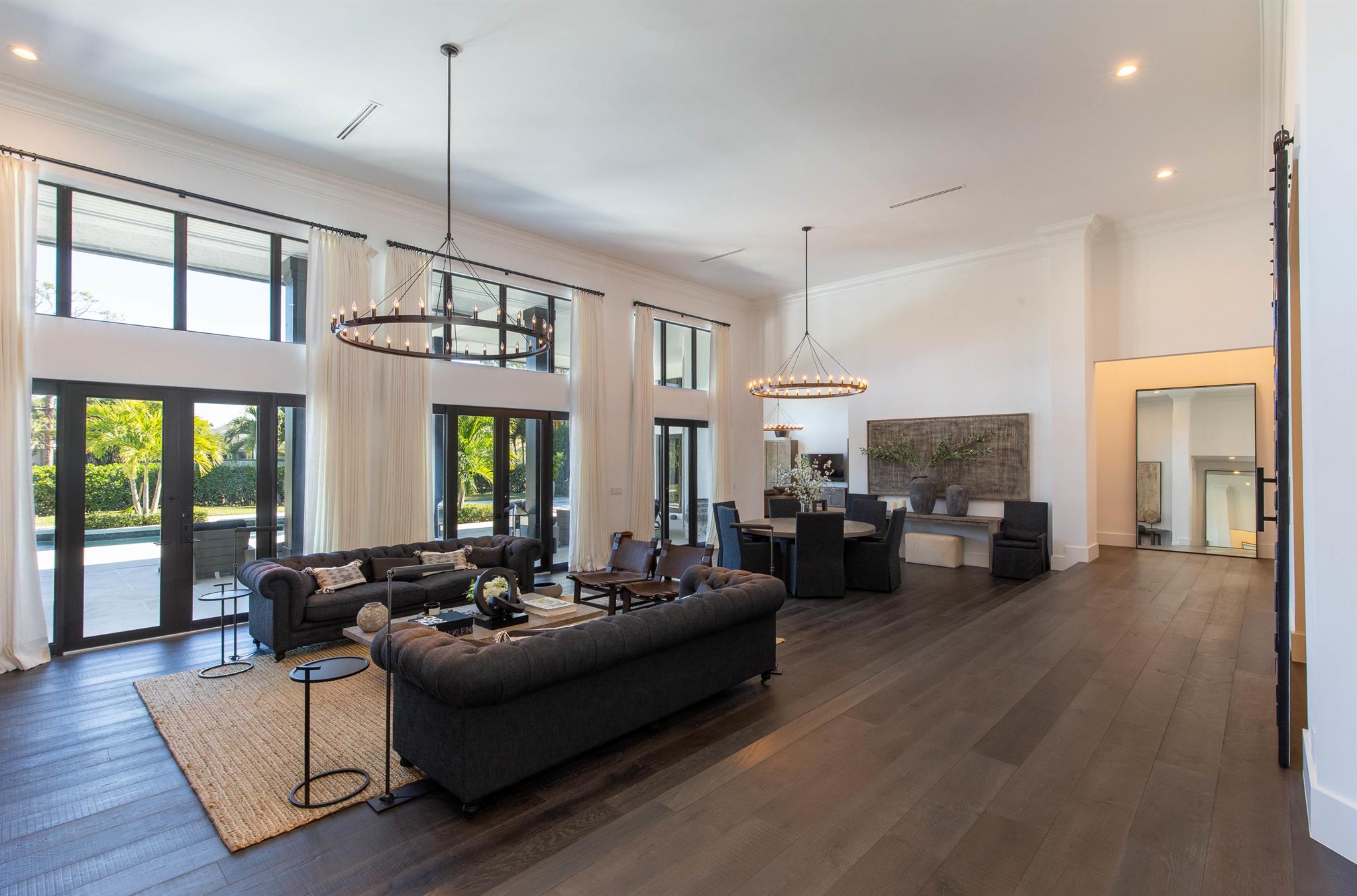 OAK TREE EST - Residential