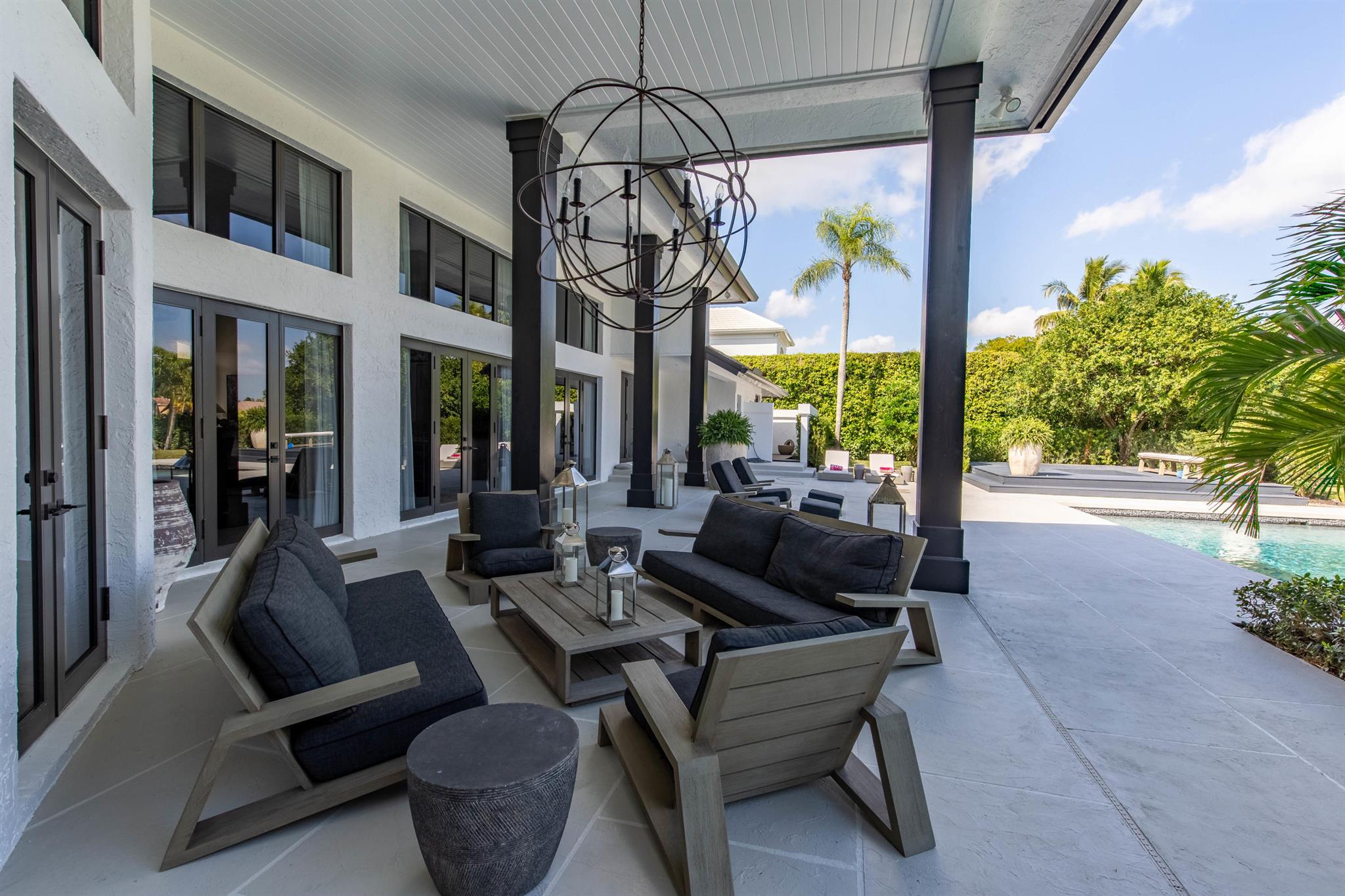 OAK TREE EST - Residential