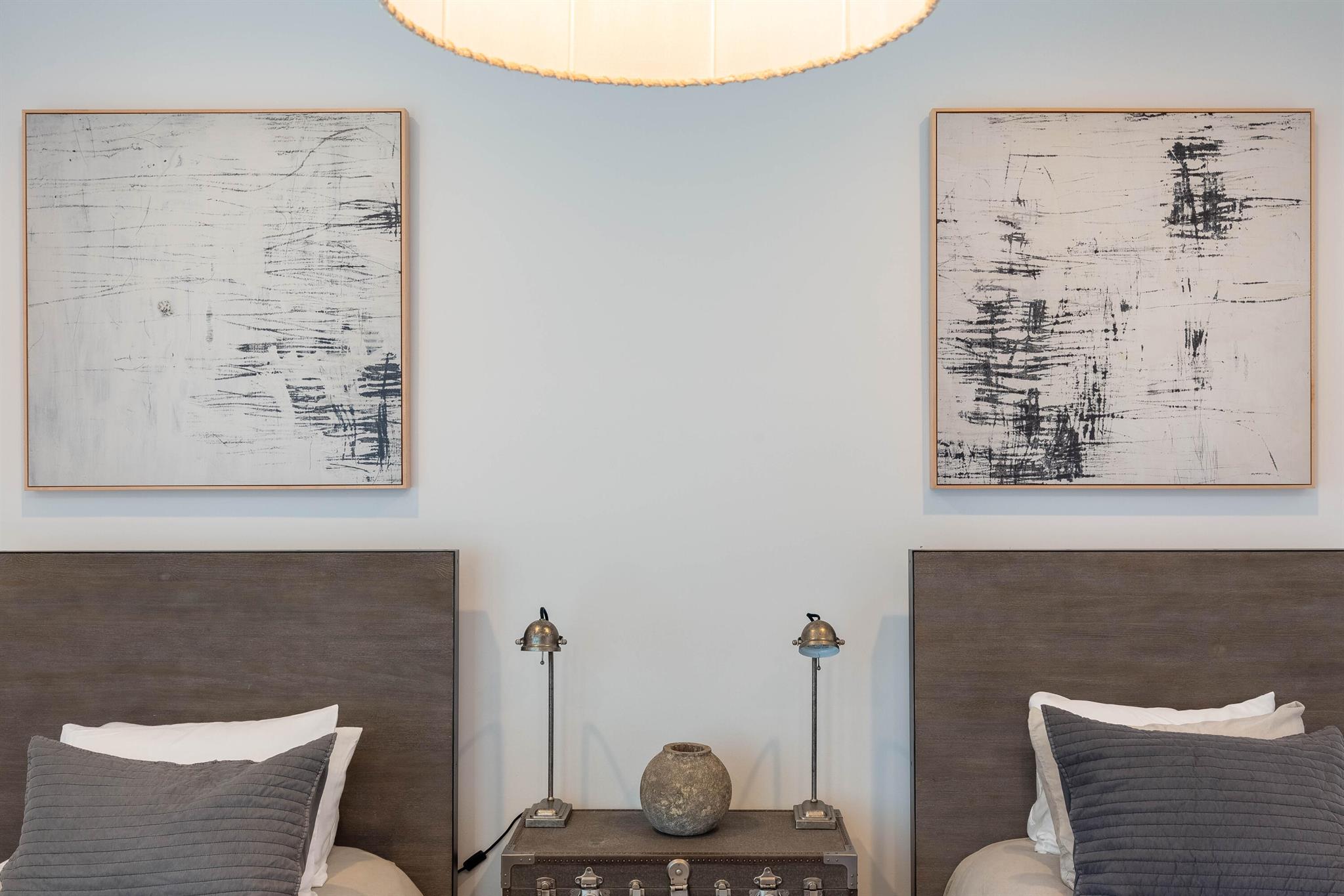 OAK TREE EST - Residential