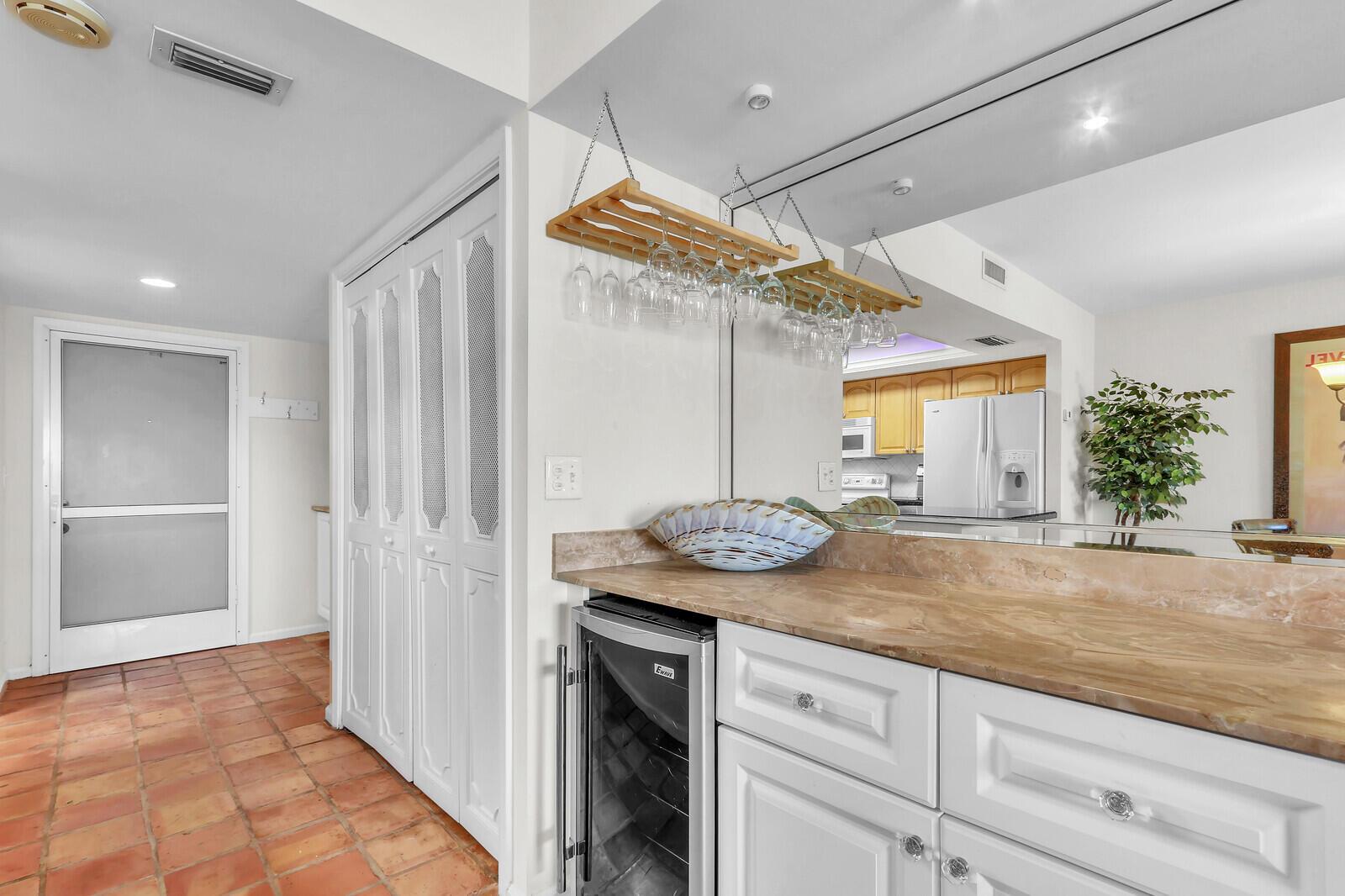 SUGAR SANDS CONDO 16 - Residential Lease