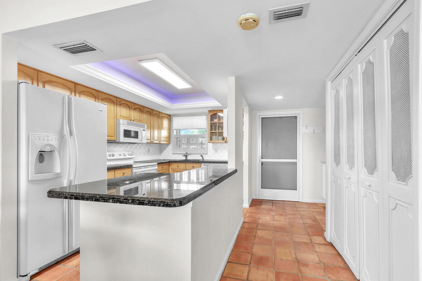 SUGAR SANDS CONDO 16 - Residential Lease