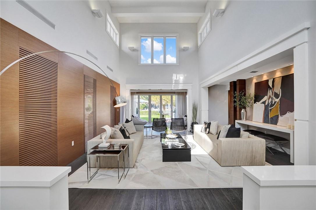 HARBOR BEACH - Residential