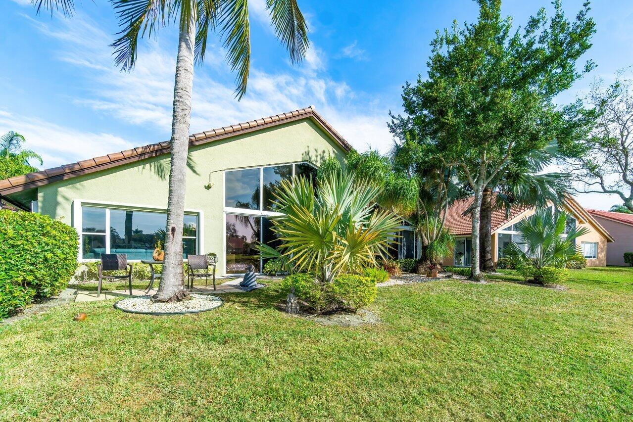 LAKERIDGE GREENS AT PIPERS GLEN - Residential