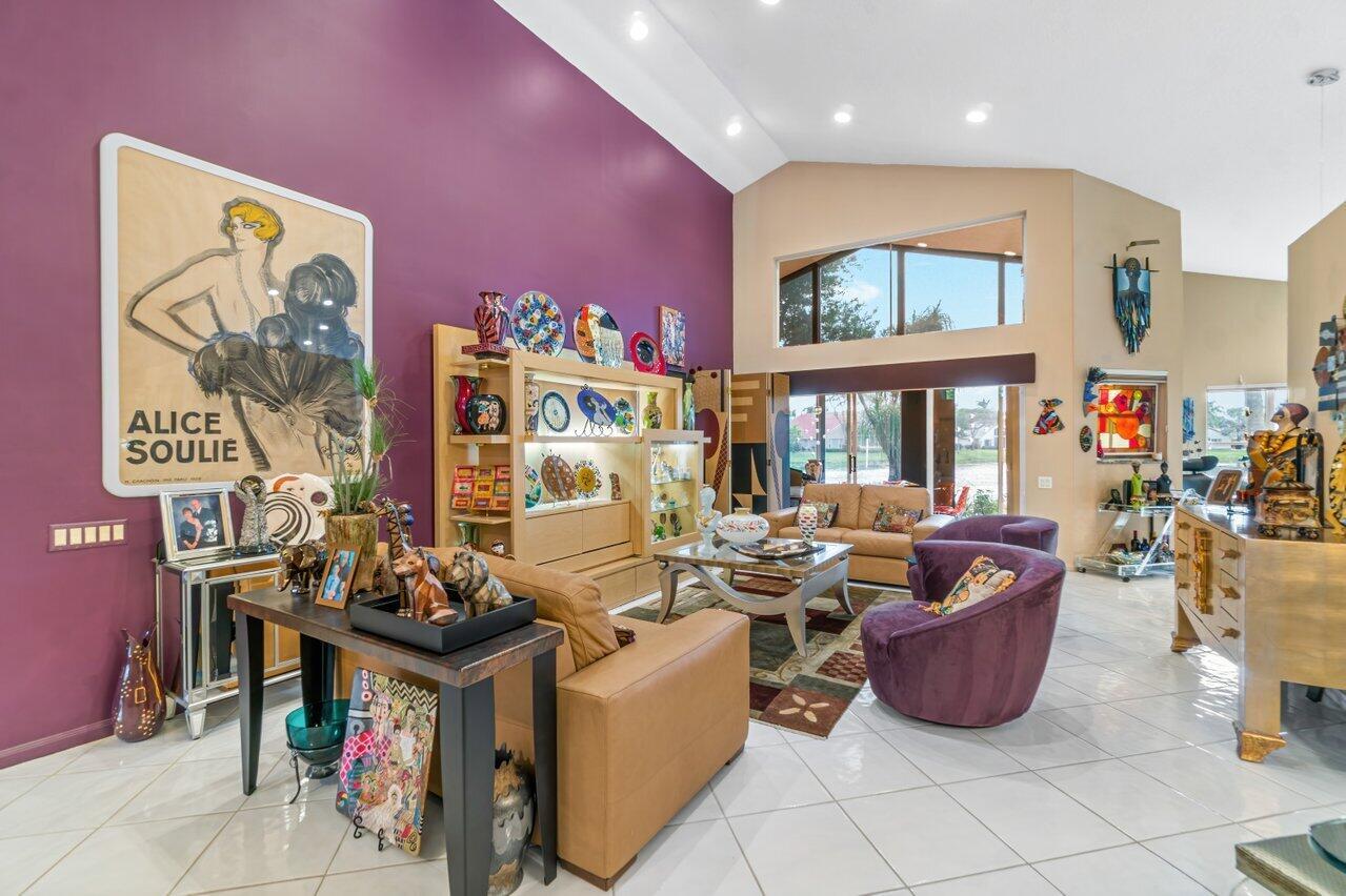 LAKERIDGE GREENS AT PIPERS GLEN - Residential