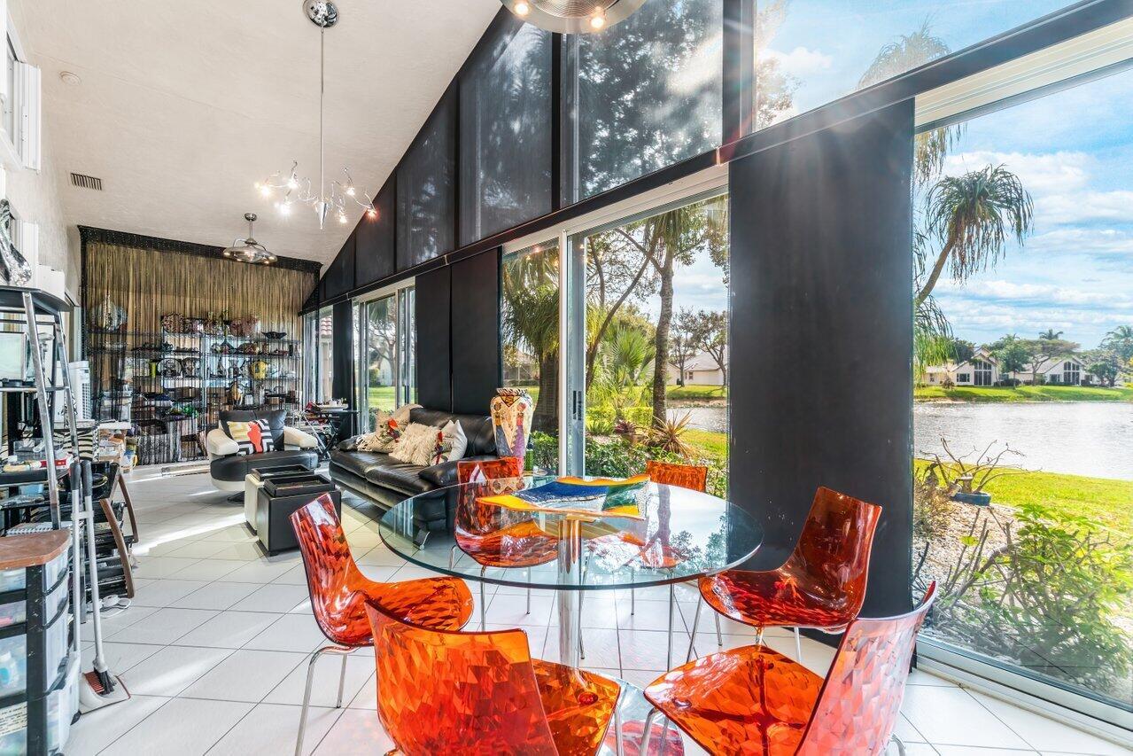 LAKERIDGE GREENS AT PIPERS GLEN - Residential