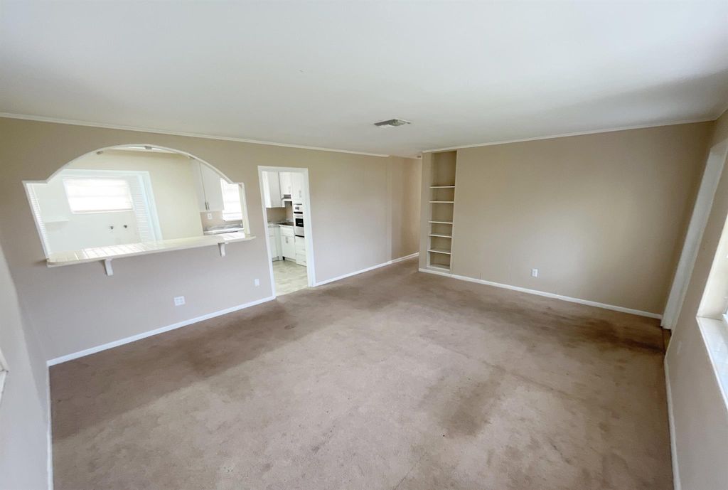 Photo of 1009 NE 24th Street, Belle Glade, FL 33430 (MLS # R10957400)