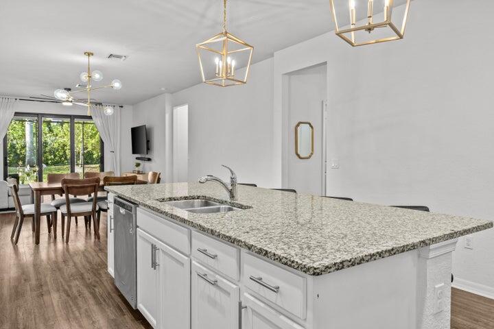 8238 Hanoverian Drive, Lake Worth, FL, 33467/$645,000 3 8238 Hanoverian Drive