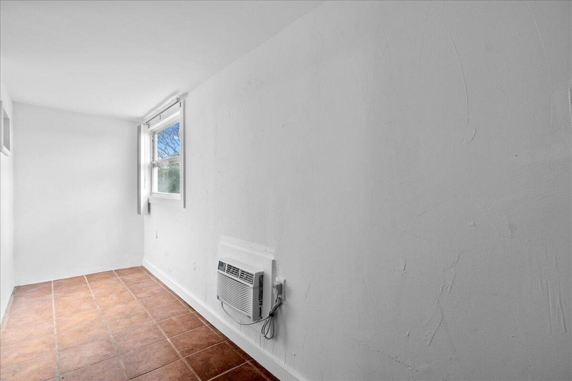 SHEFFIELD CONDOS A TO Q - Residential