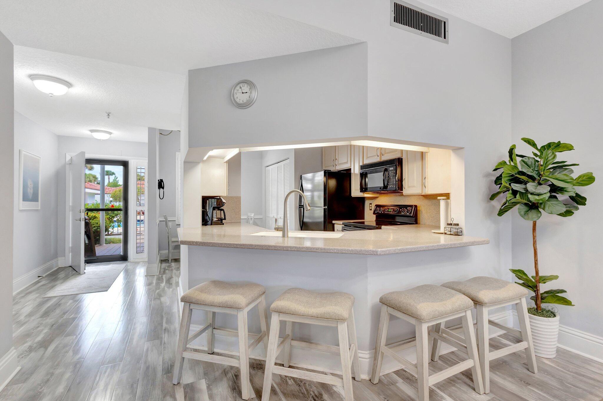 TEQUESTA COVE CONDO - Residential Lease