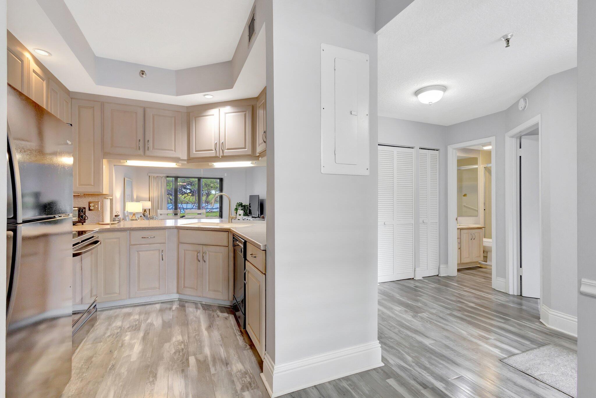 TEQUESTA COVE CONDO - Residential Lease