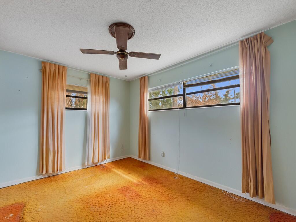 KINGS GRANT UNIT 2 - Residential