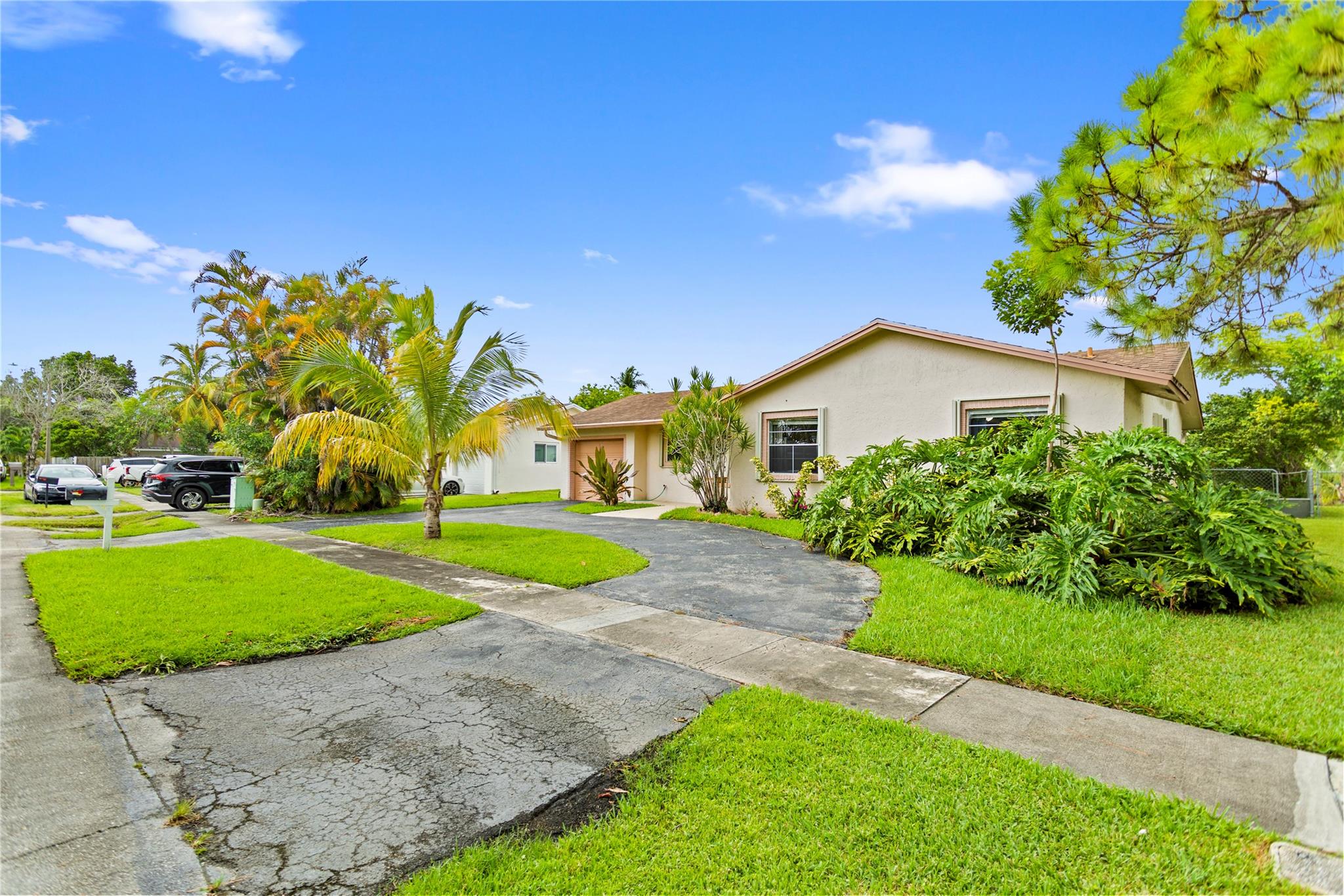 4531 NW 84th Ave