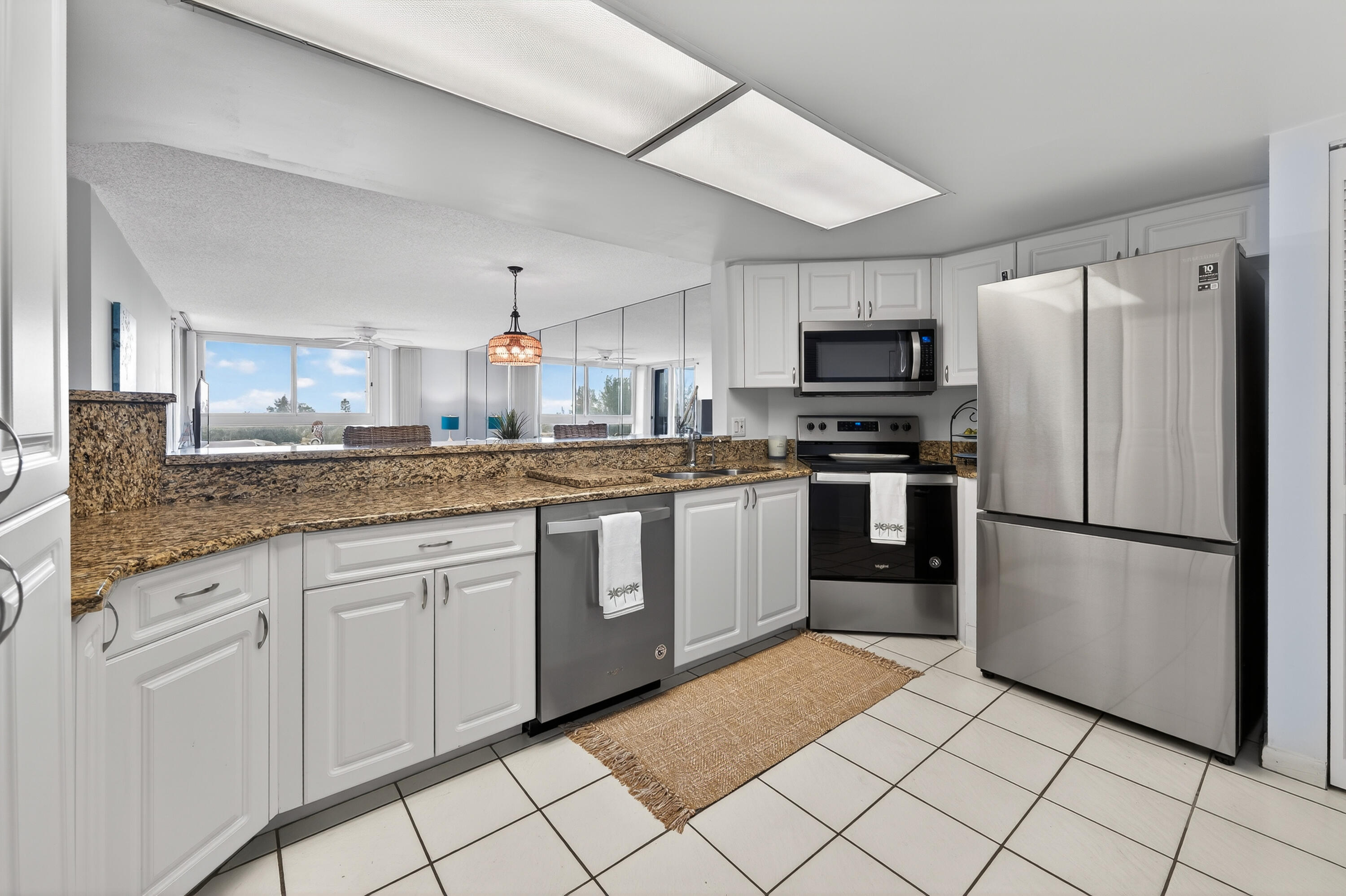 AQUANIQUE OCEAN CLUB, A CONDOMINIUM - Residential