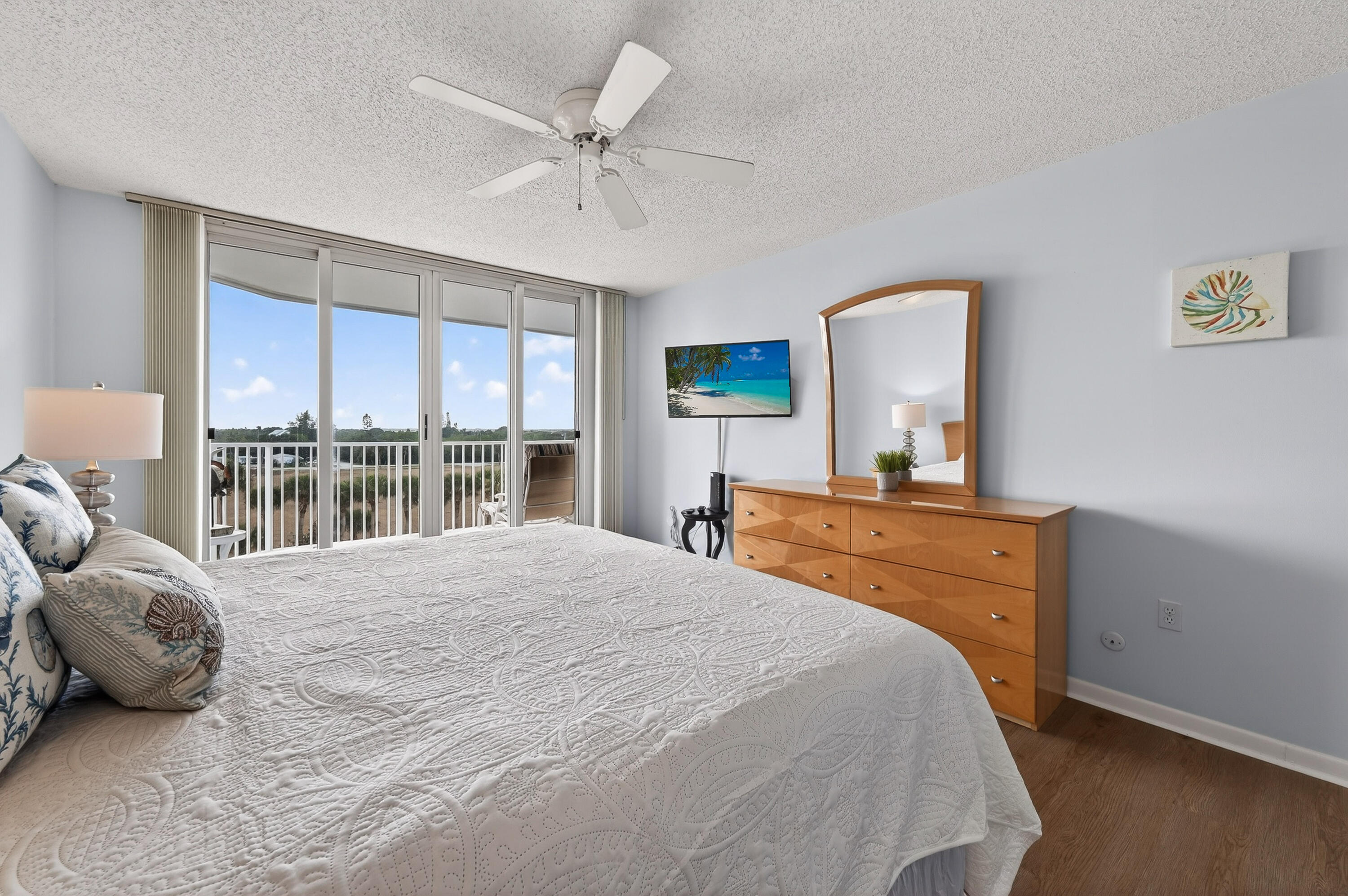 AQUANIQUE OCEAN CLUB, A CONDOMINIUM - Residential