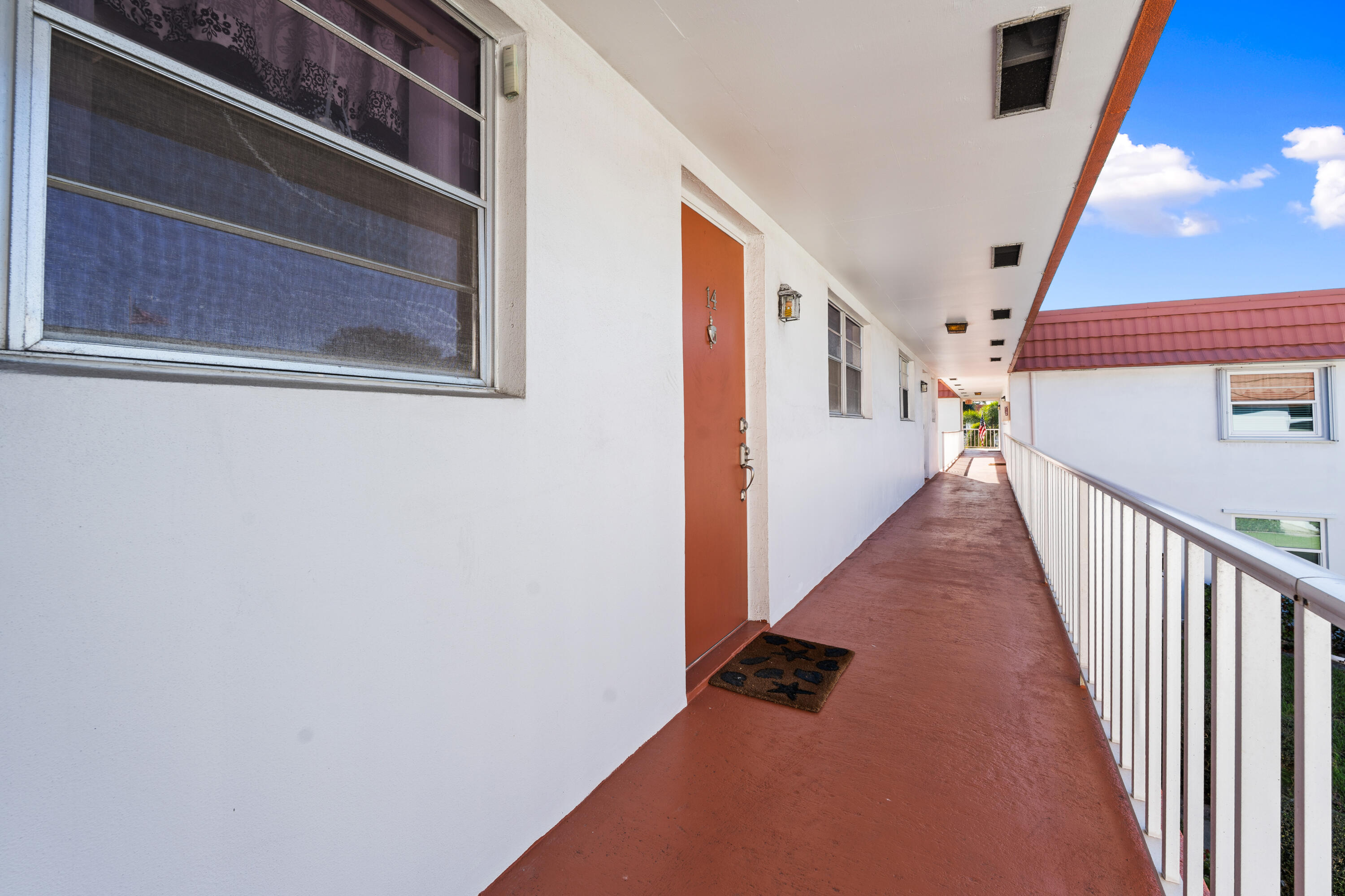 2600 SE Ocean Boulevard Jj-14